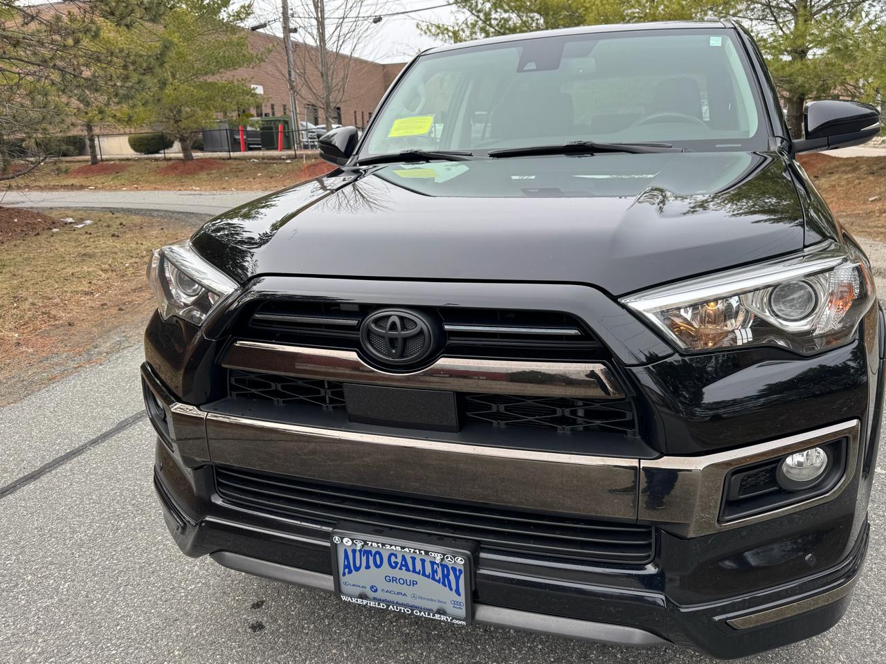 Toyota 4Runner Nightshade 4WD (Natl) 2020