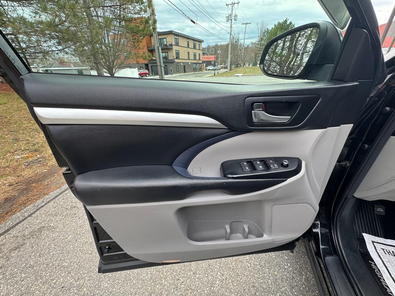 Toyota Highlander  2018