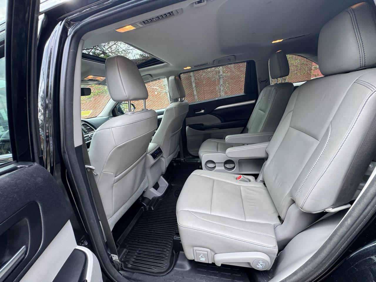 Toyota Highlander  2018