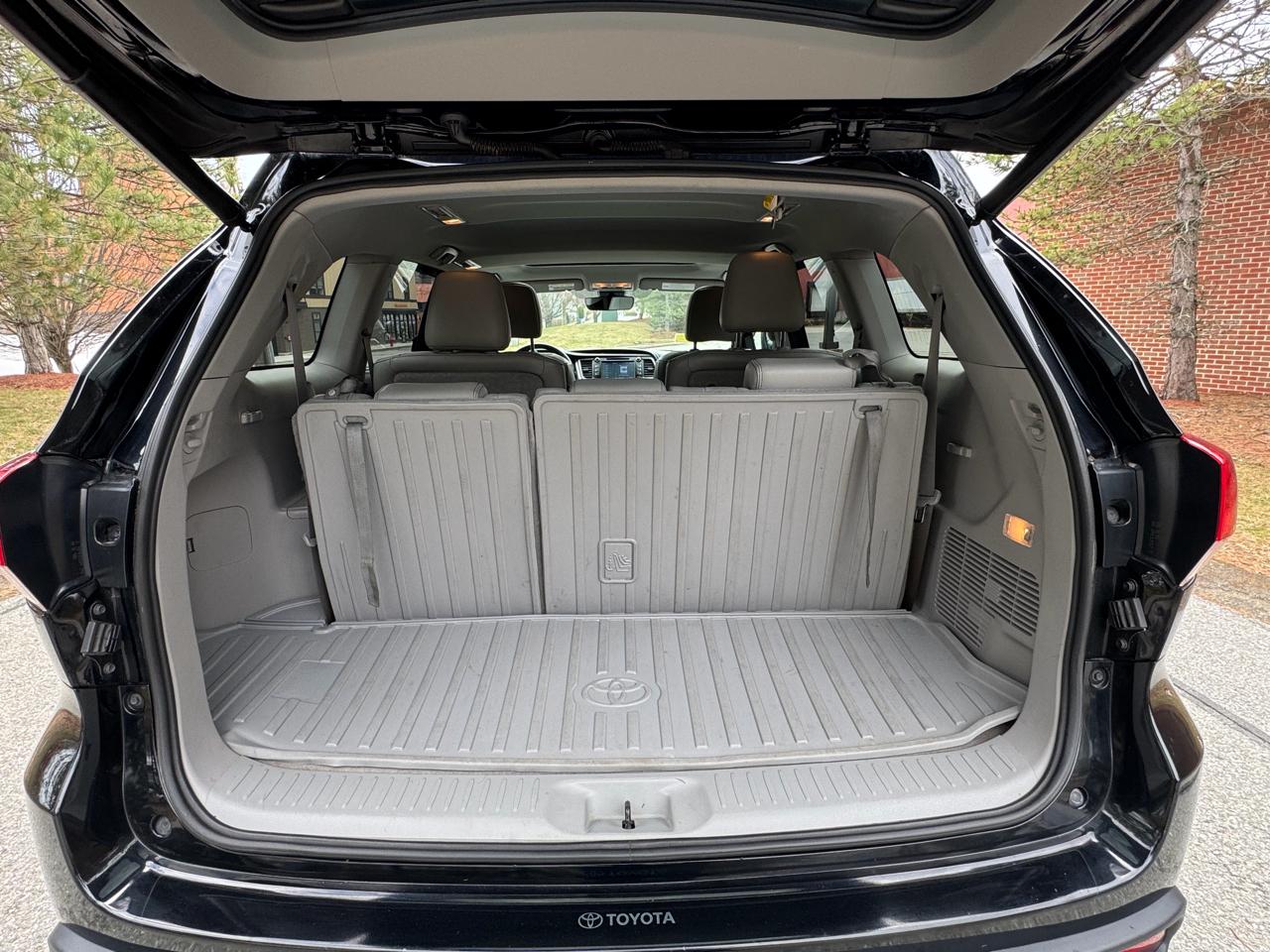 Toyota Highlander  2018