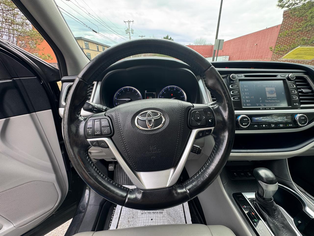 Toyota Highlander  2018