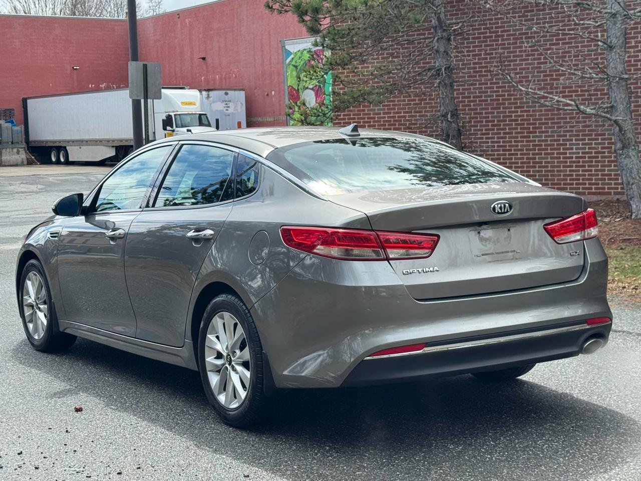 Kia Optima  2017