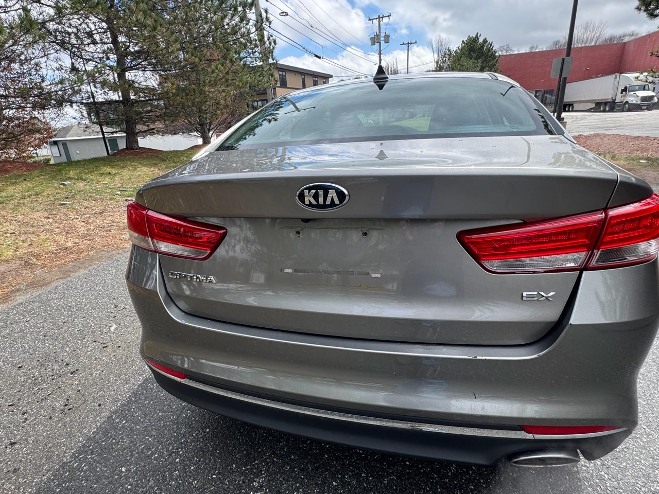 Kia Optima  2017