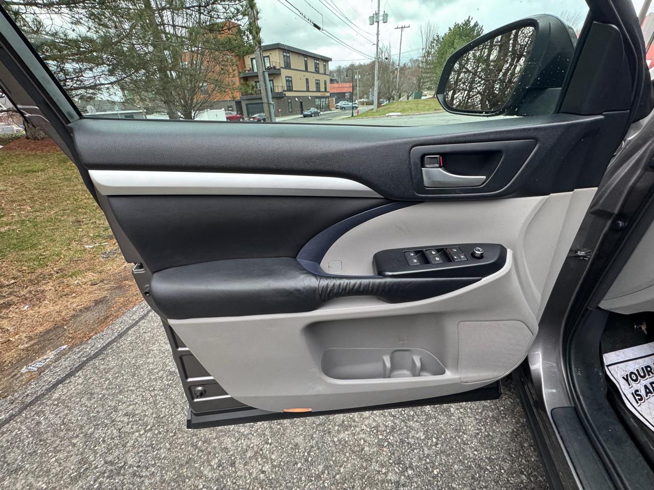 Toyota Highlander  2016