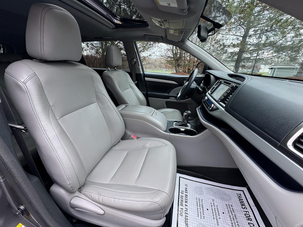 Toyota Highlander  2016