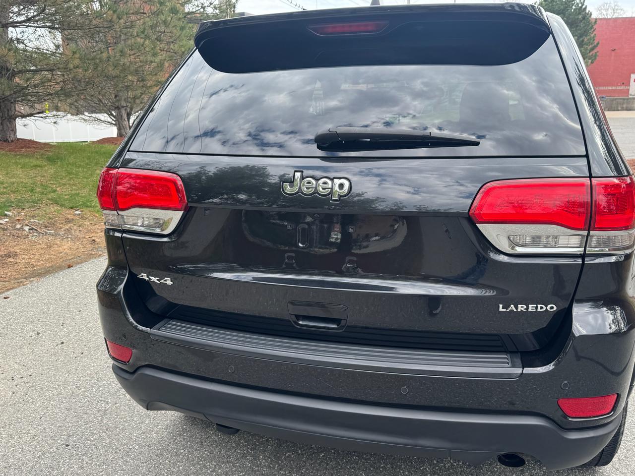 Jeep Grand Cherokee 4WD 4dr Laredo 2016