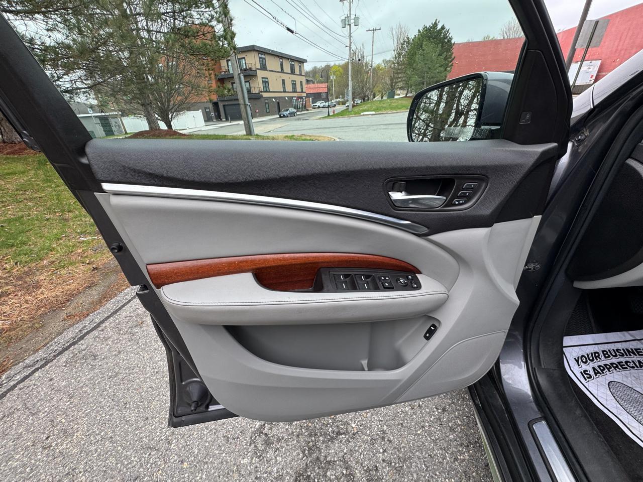 Acura MDX SH-AWD w/Advance Pkg 2017