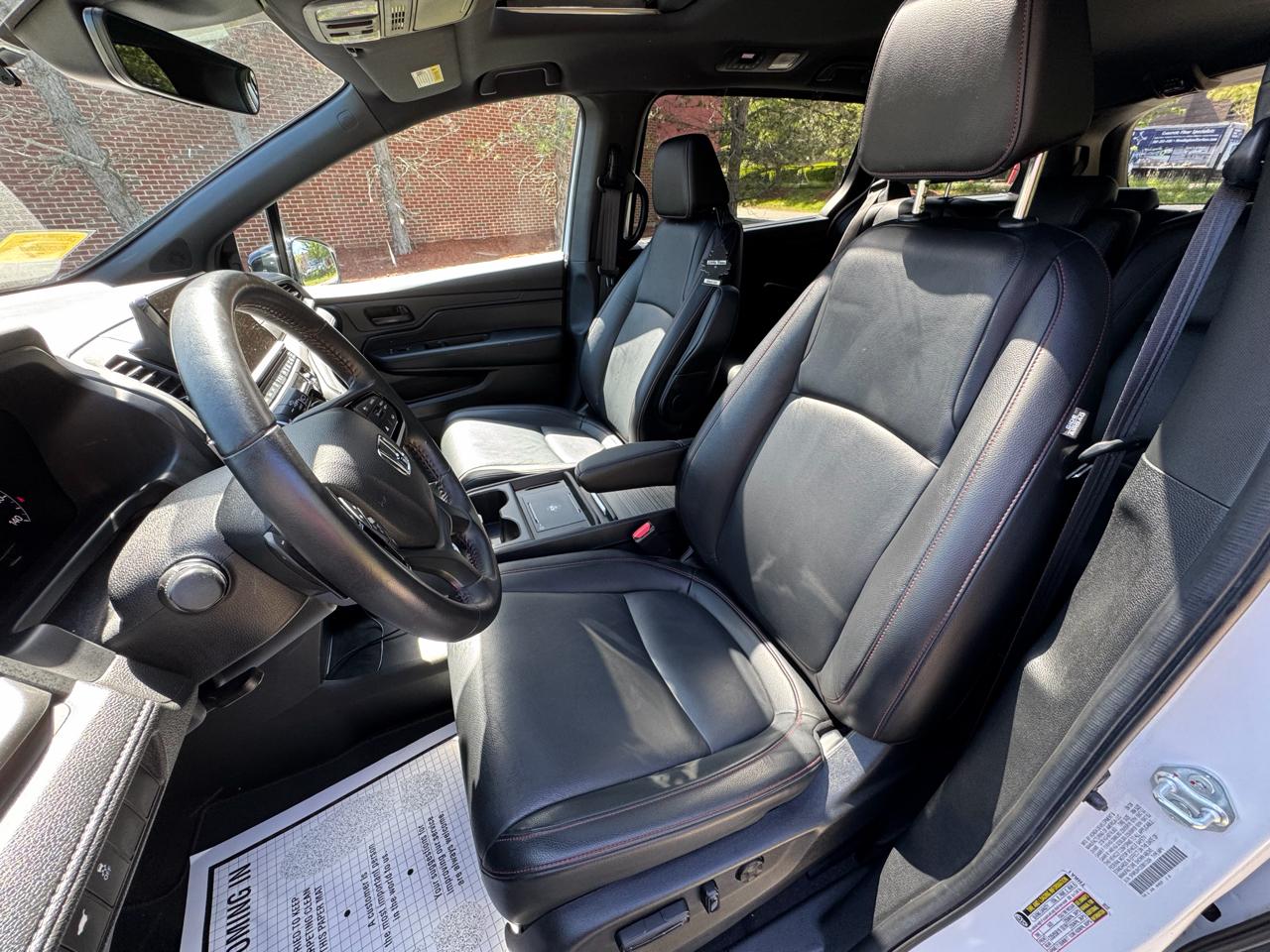 Honda Odyssey Sport-L Auto 2025