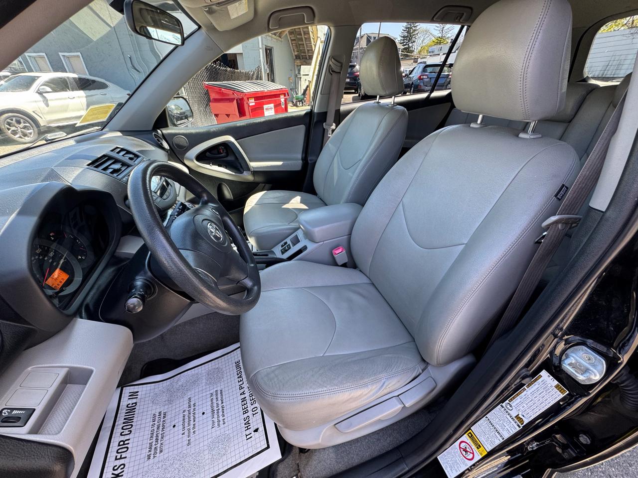 Toyota RAV4 4WD 4dr 4-cyl 4-Spd AT (Natl) 2009