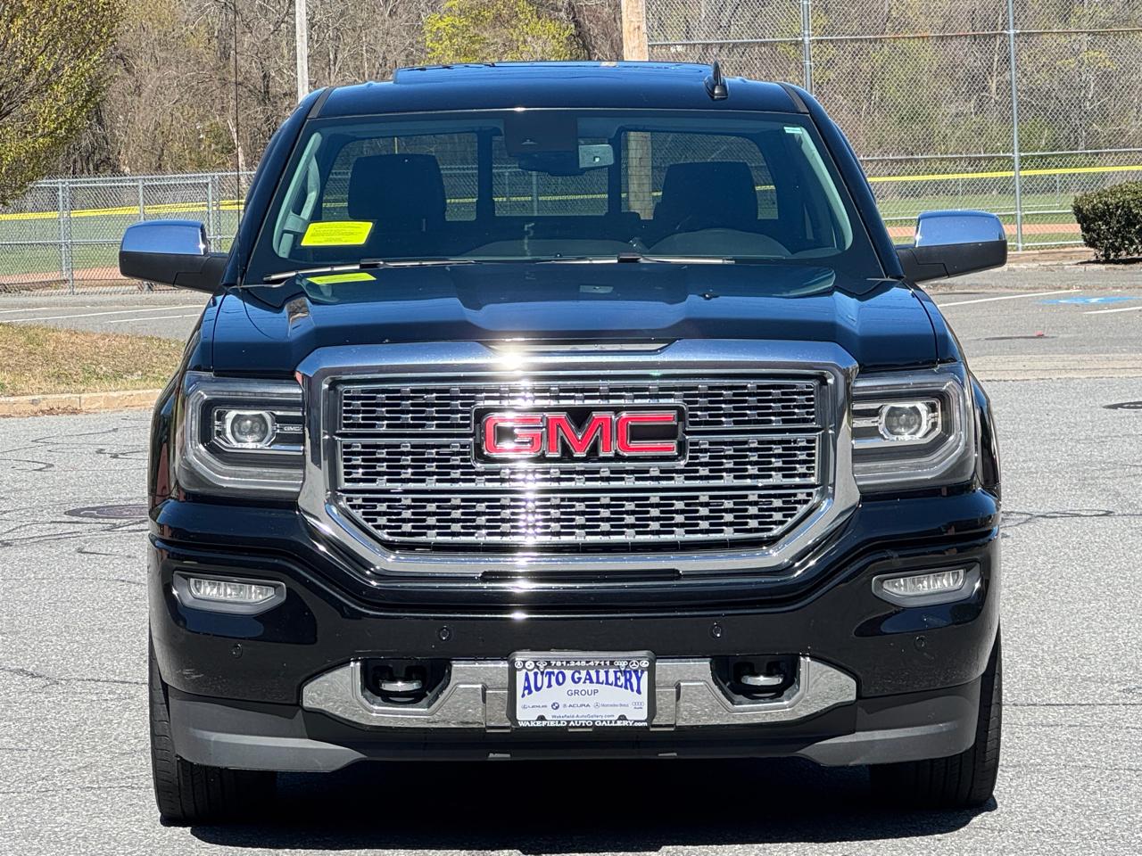 GMC Sierra 1500 4WD Crew Cab 143.5" Denali 2018