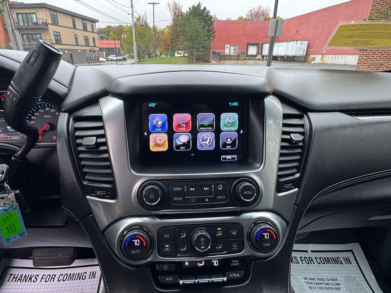 Chevrolet Tahoe  2017