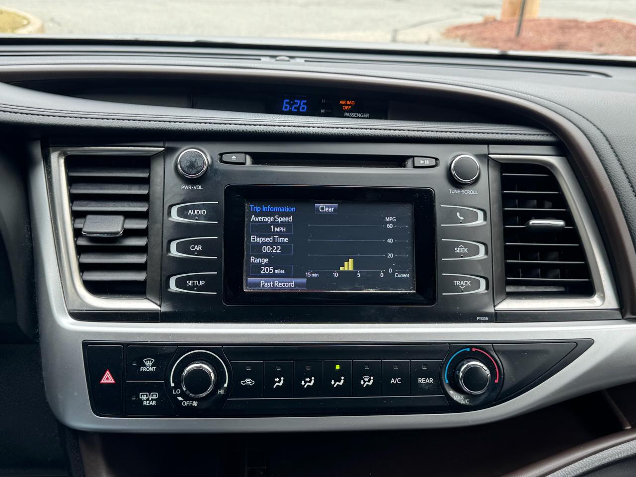 Toyota Highlander 4dr V6 4WD w/3rd Row (Natl) 2018