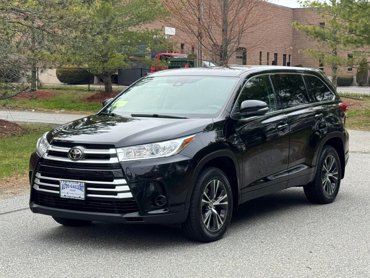 Toyota Highlander 4dr V6 4WD w/3rd Row (Natl) 2018