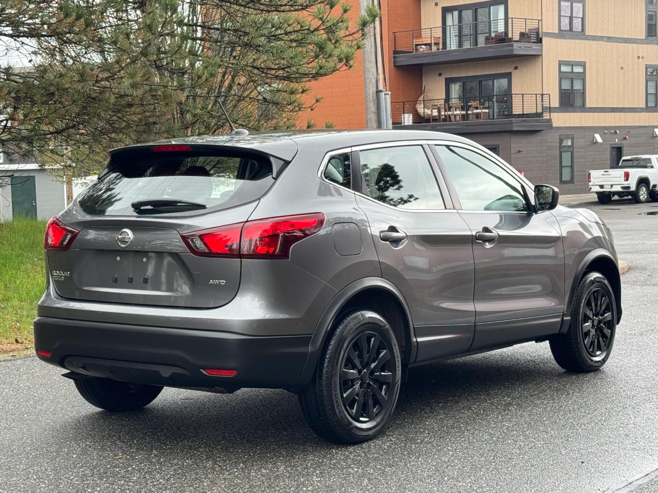 Nissan Rogue Sport  2019