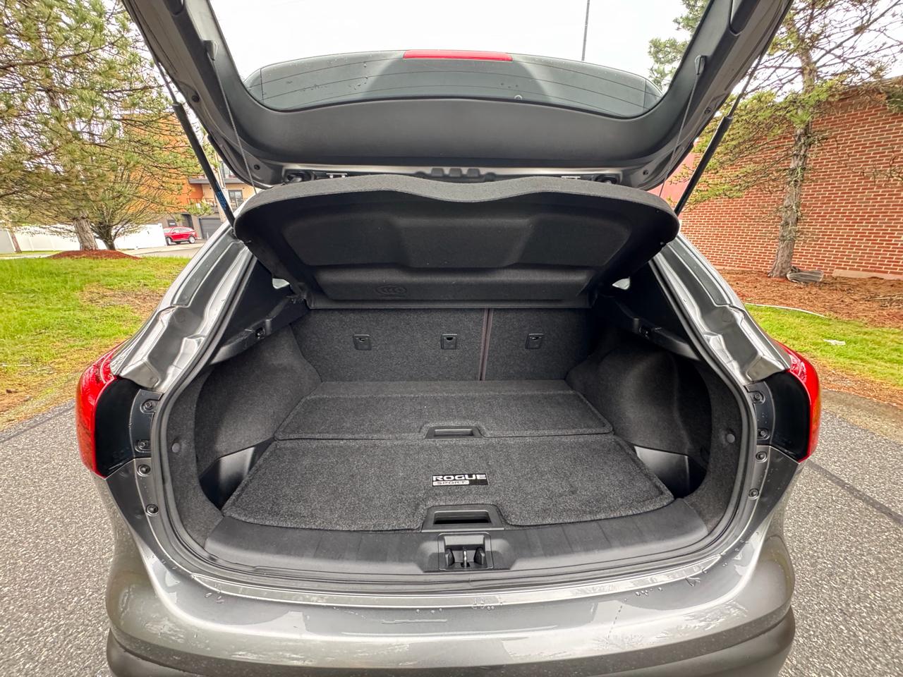 Nissan Rogue Sport  2019