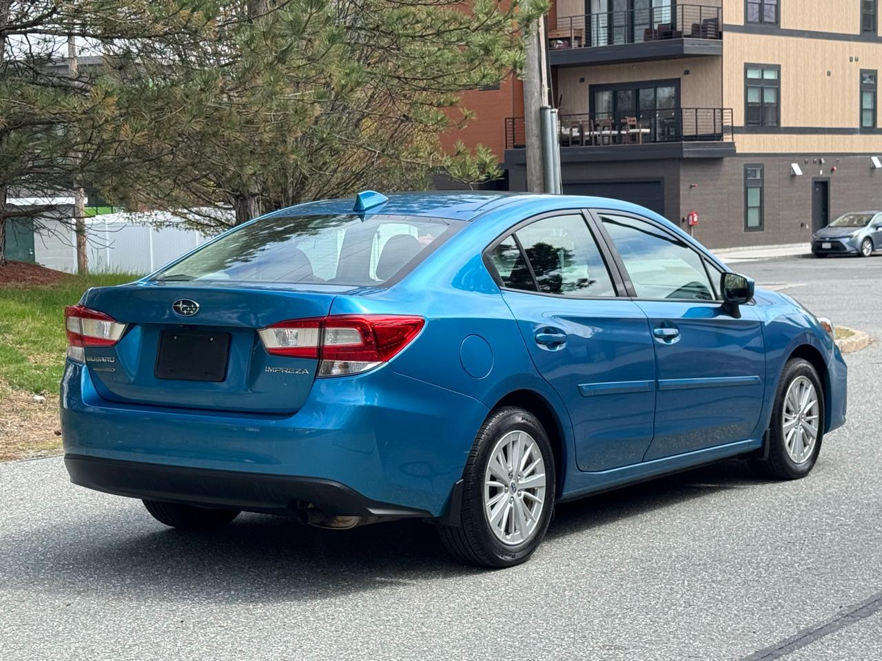 Subaru Impreza 2.0i Premium 4-door CVT 2018