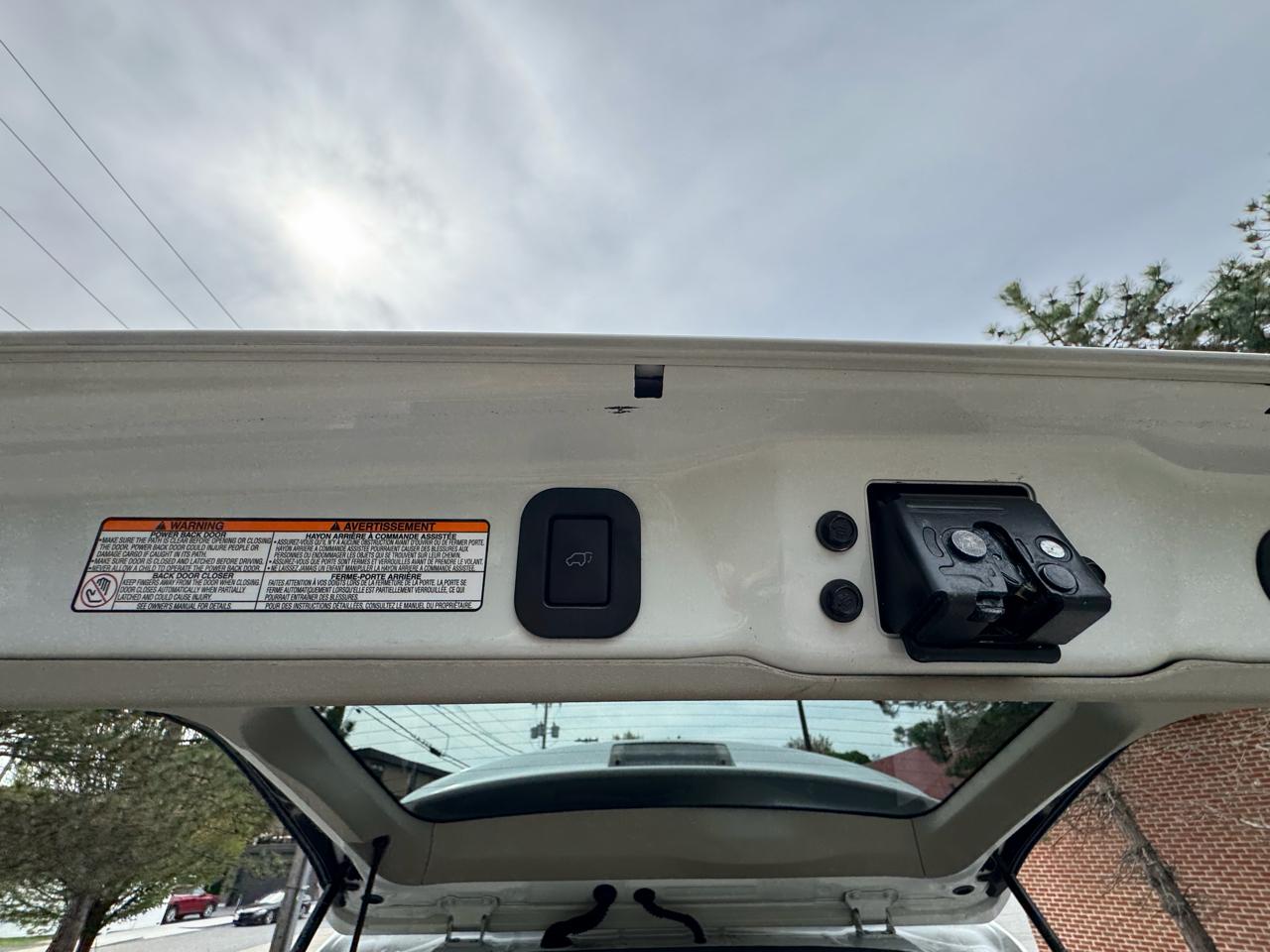 Toyota Sienna XLE Premium AWD 7-Passenger (Natl) 2017