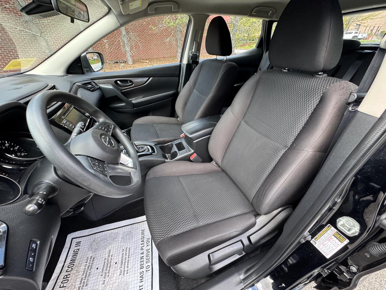 Nissan Rogue Sport  2020