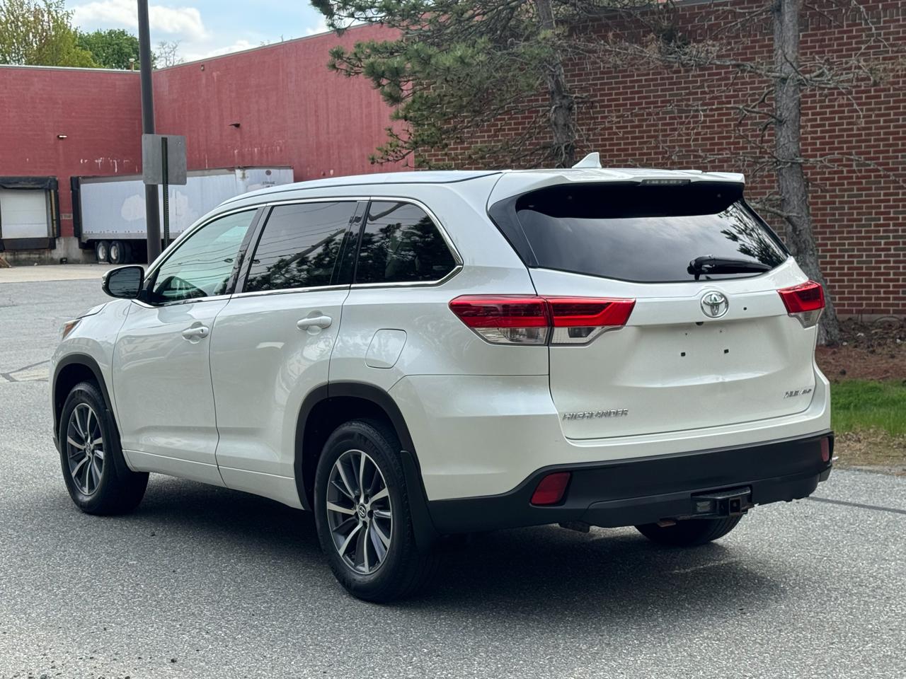 Toyota Highlander XLE V6 AWD (Natl) 2018
