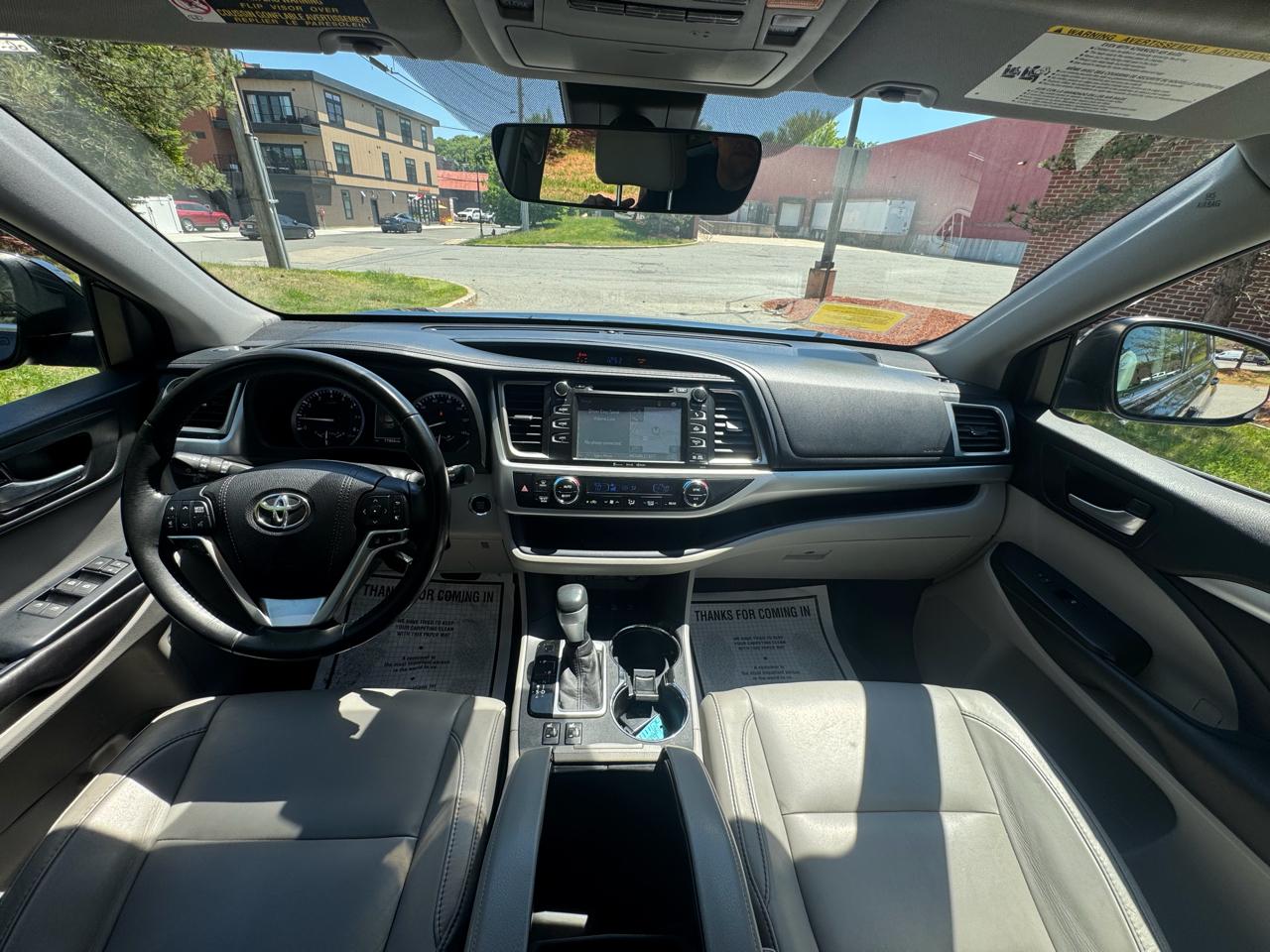 Toyota Highlander  2017
