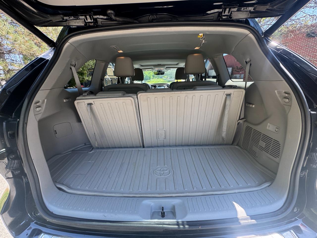 Toyota Highlander  2017