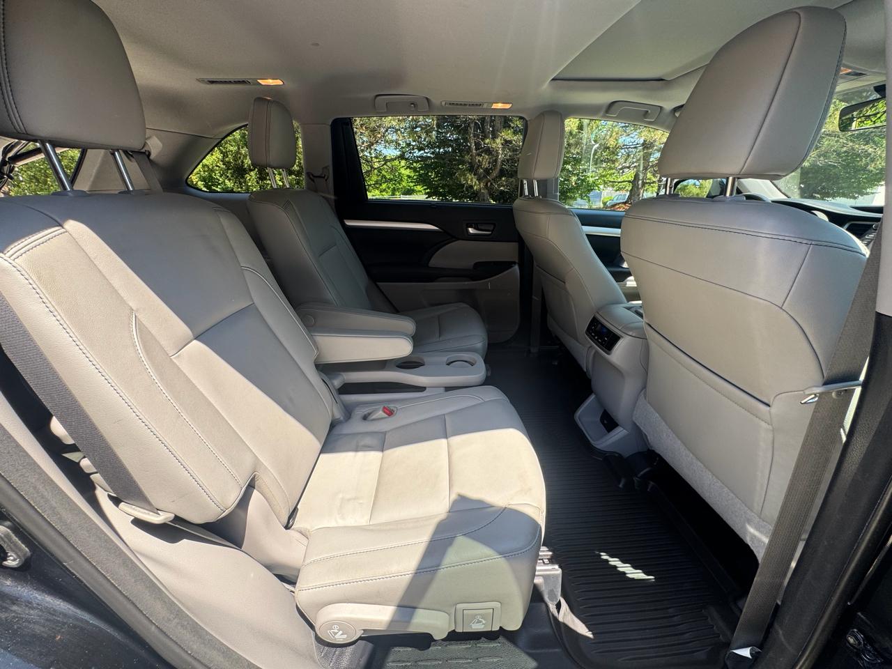 Toyota Highlander  2017