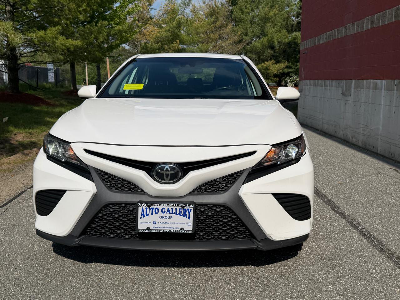 Toyota Camry SE Auto (Natl) 2020