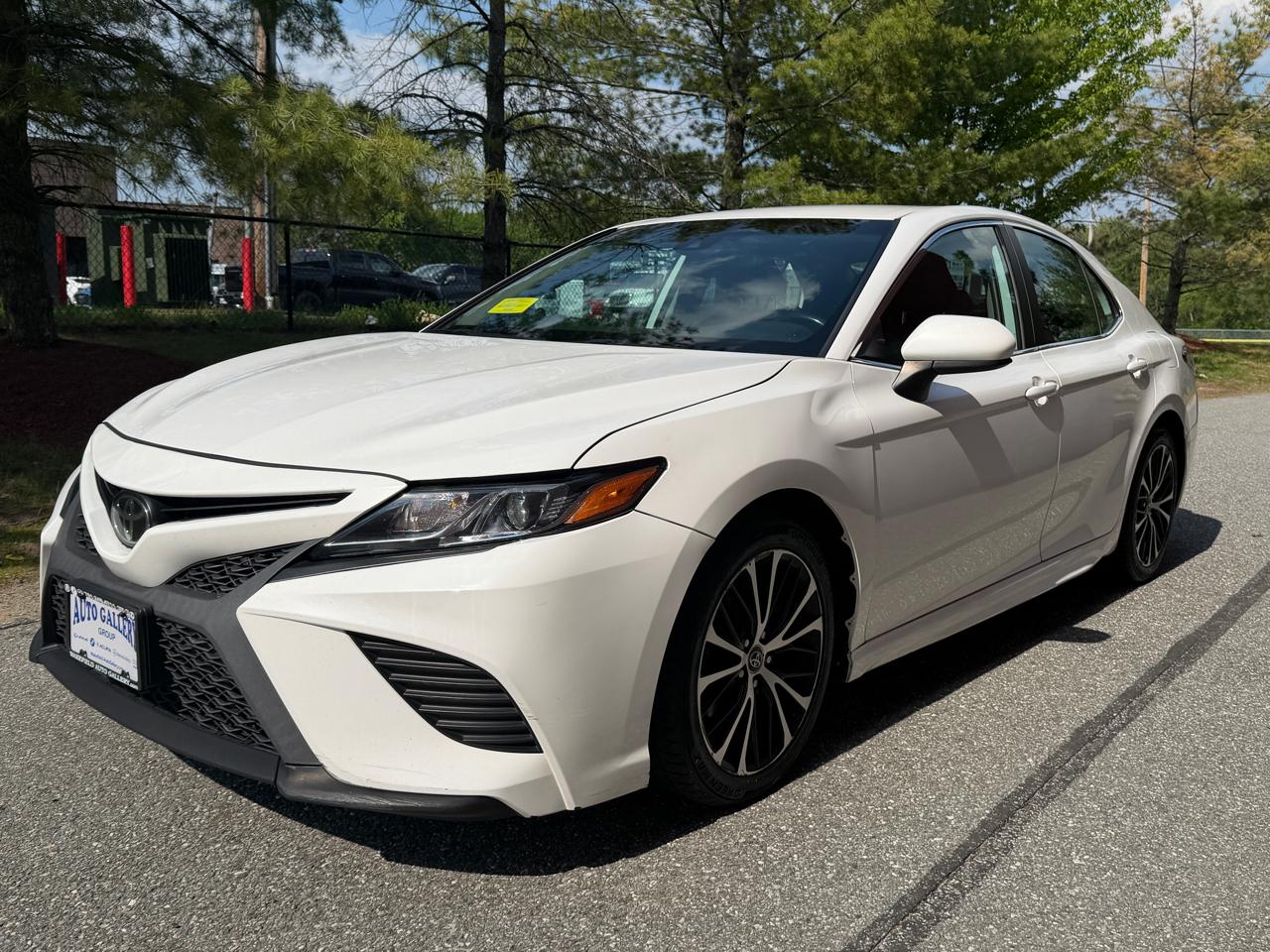 Toyota Camry SE Auto (Natl) 2020