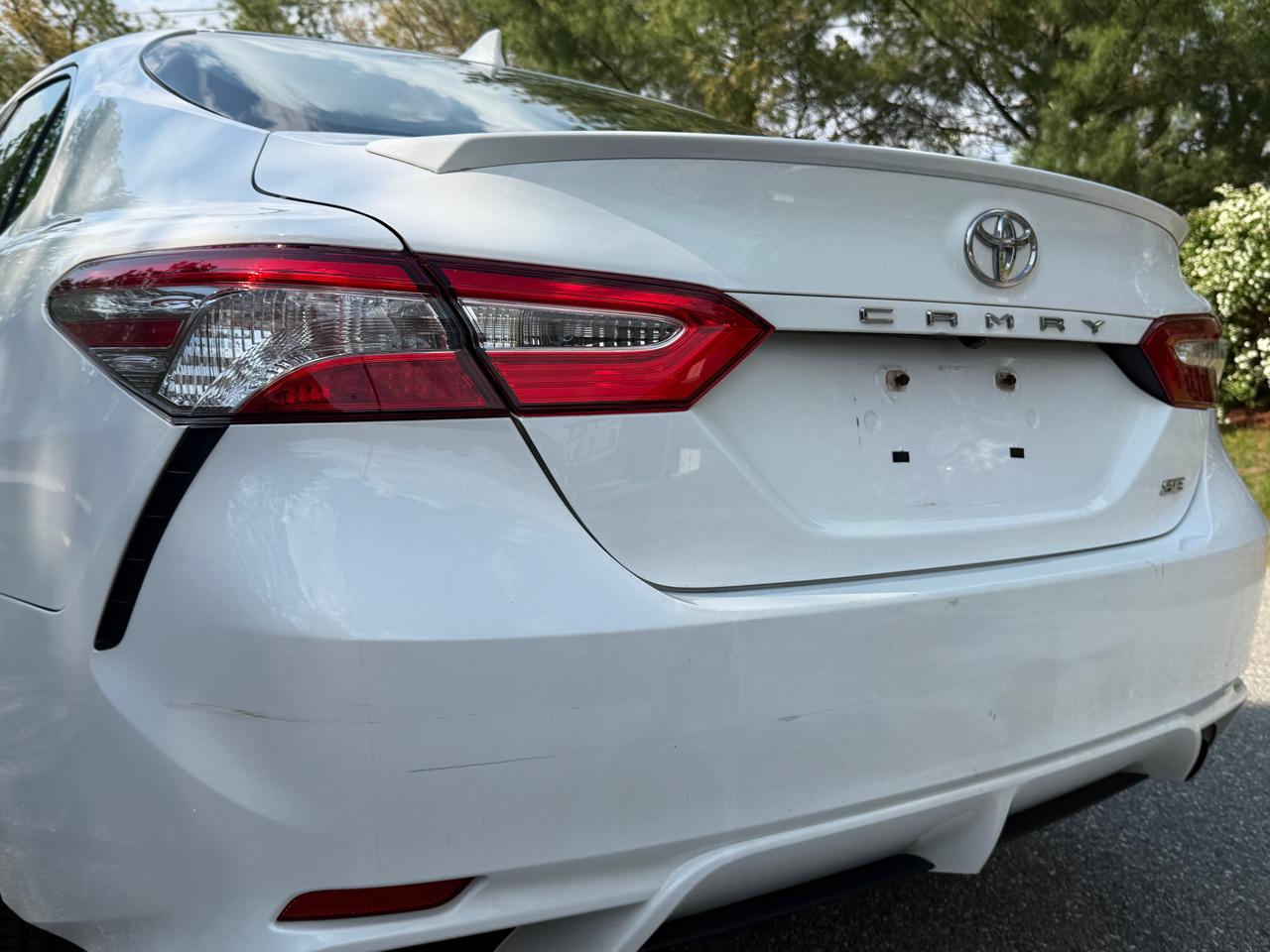 Toyota Camry SE Auto (Natl) 2020
