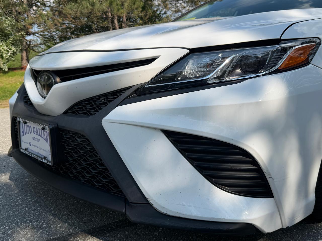 Toyota Camry SE Auto (Natl) 2020