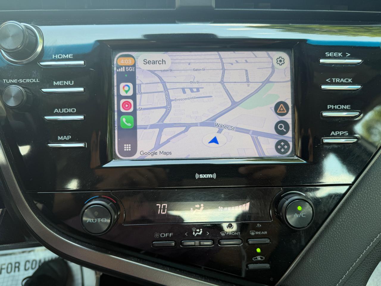 Toyota Camry SE Auto (Natl) 2020