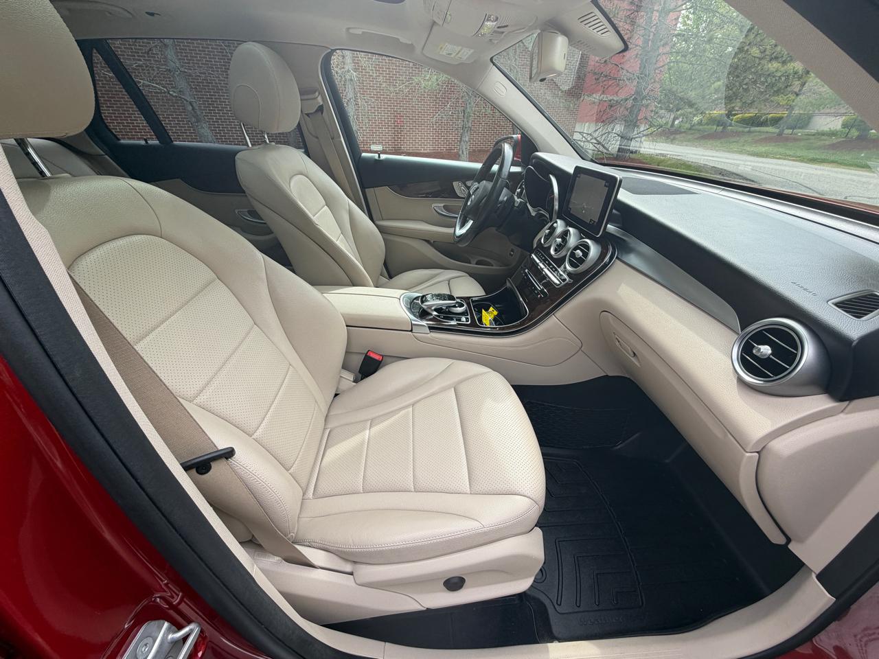 Mercedes-Benz GLC  2018