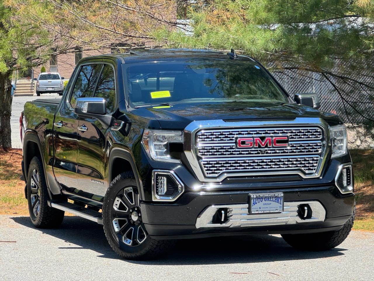 GMC Sierra 1500 4WD Crew Cab 147" Denali 2019