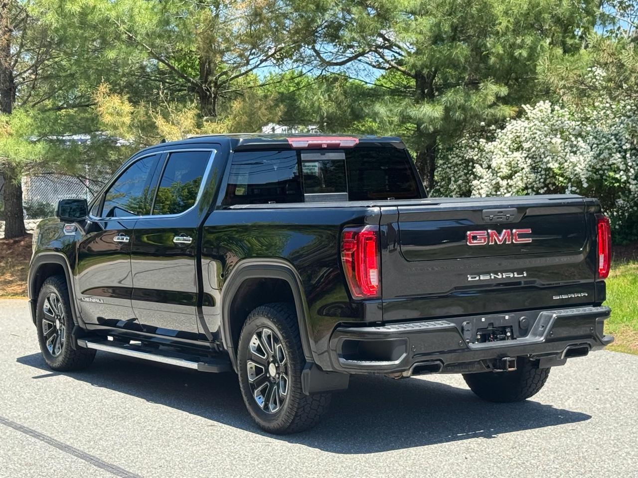GMC Sierra 1500 4WD Crew Cab 147" Denali 2019