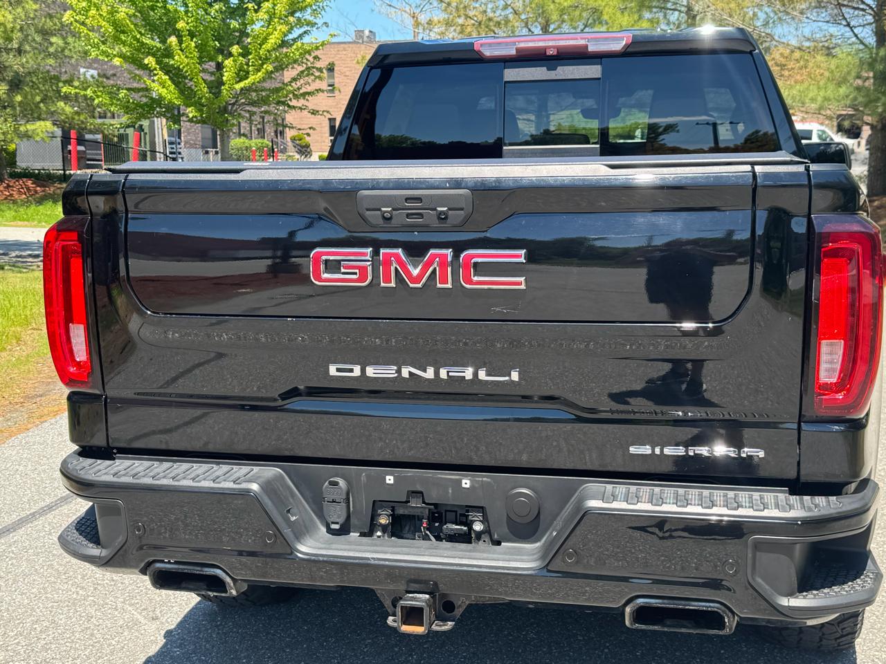 GMC Sierra 1500 4WD Crew Cab 147" Denali 2019