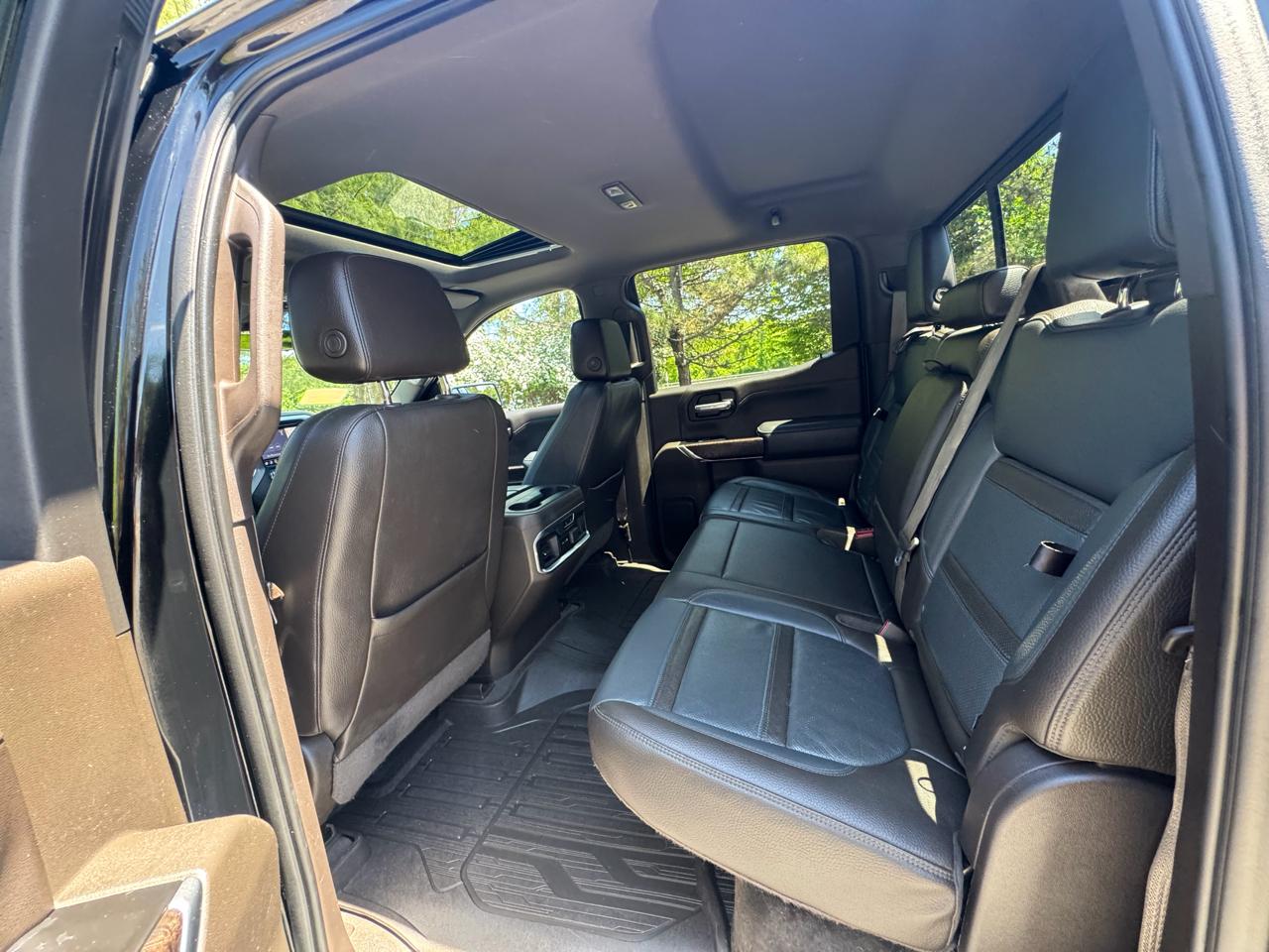 GMC Sierra 1500 4WD Crew Cab 147" Denali 2019