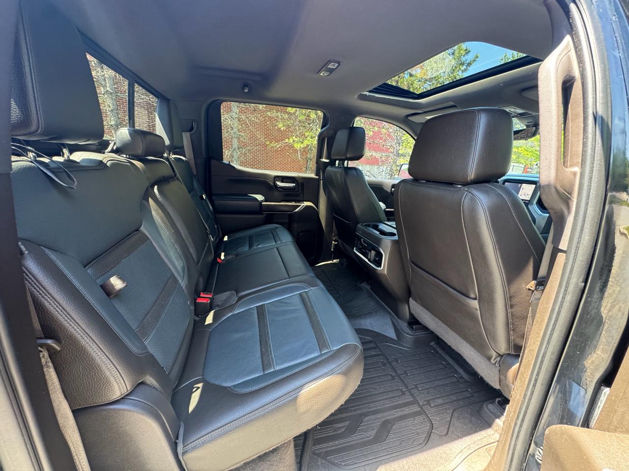 GMC Sierra 1500 4WD Crew Cab 147" Denali 2019