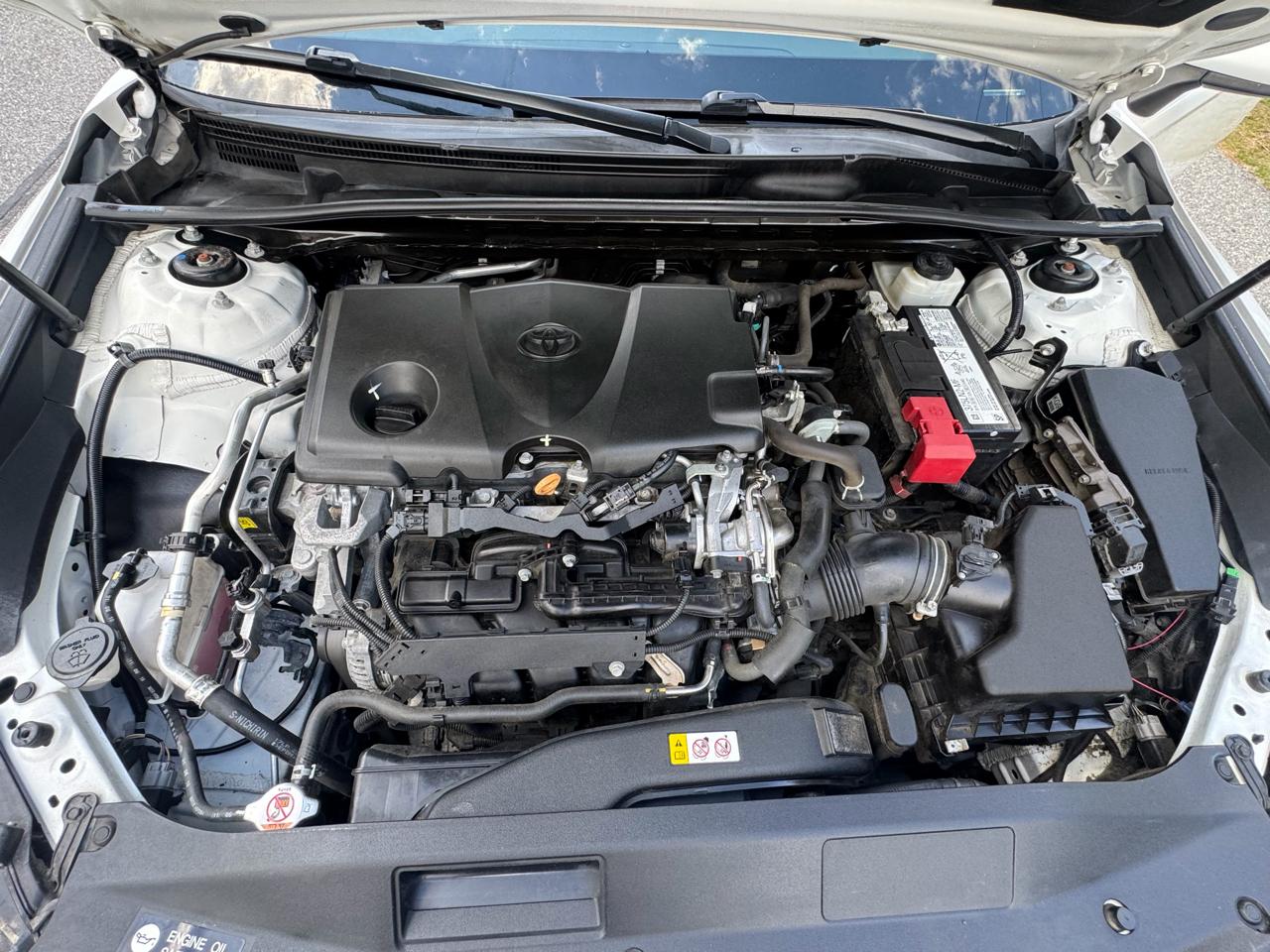 Toyota Camry SE Auto (Natl) 2020