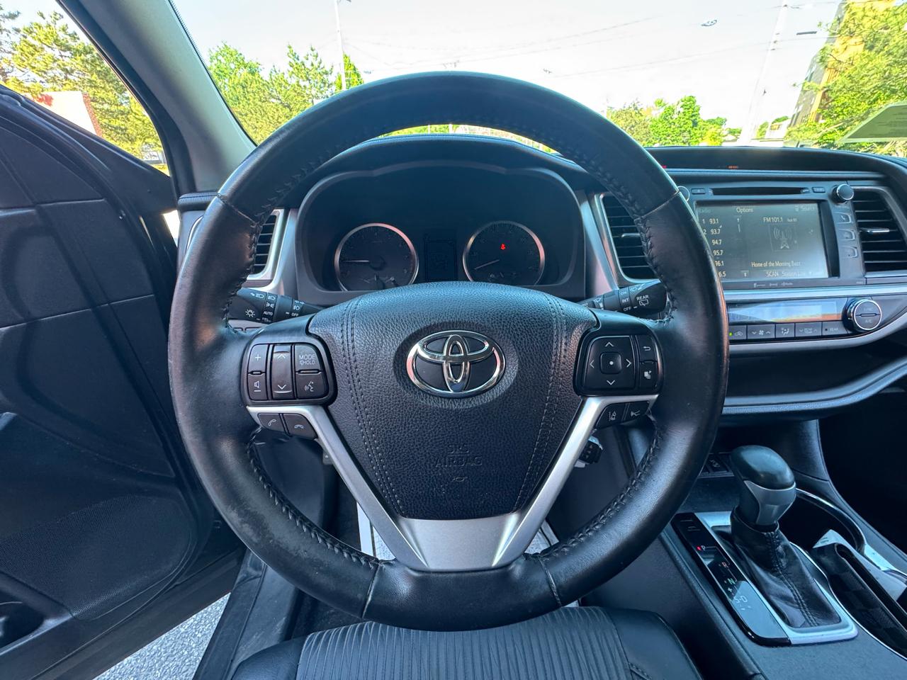 Toyota Highlander  2019