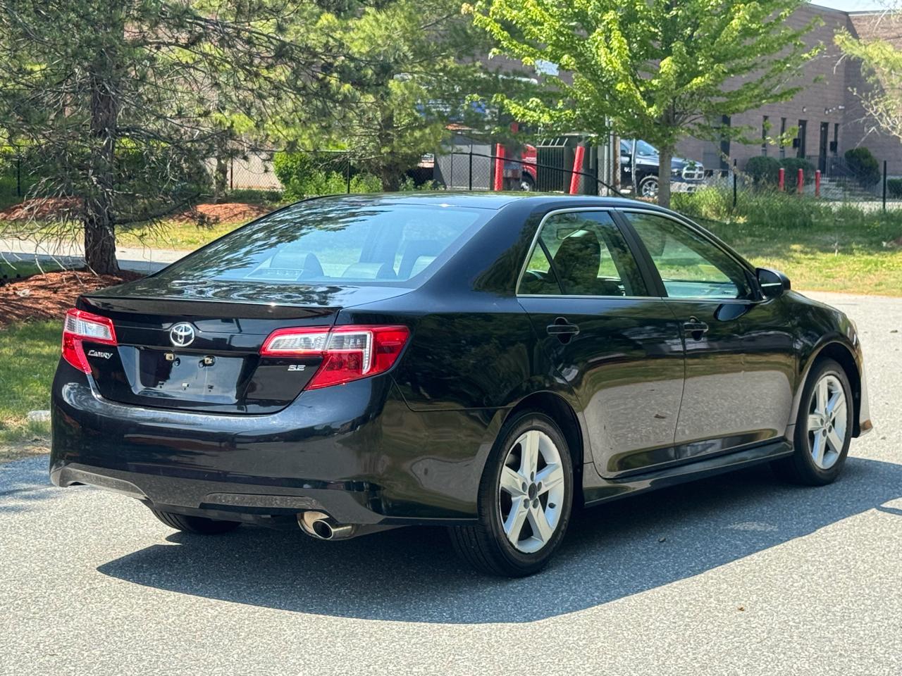 Toyota Camry 2014.5 4dr Sdn I4 Auto SE Sport (Natl) 2014
