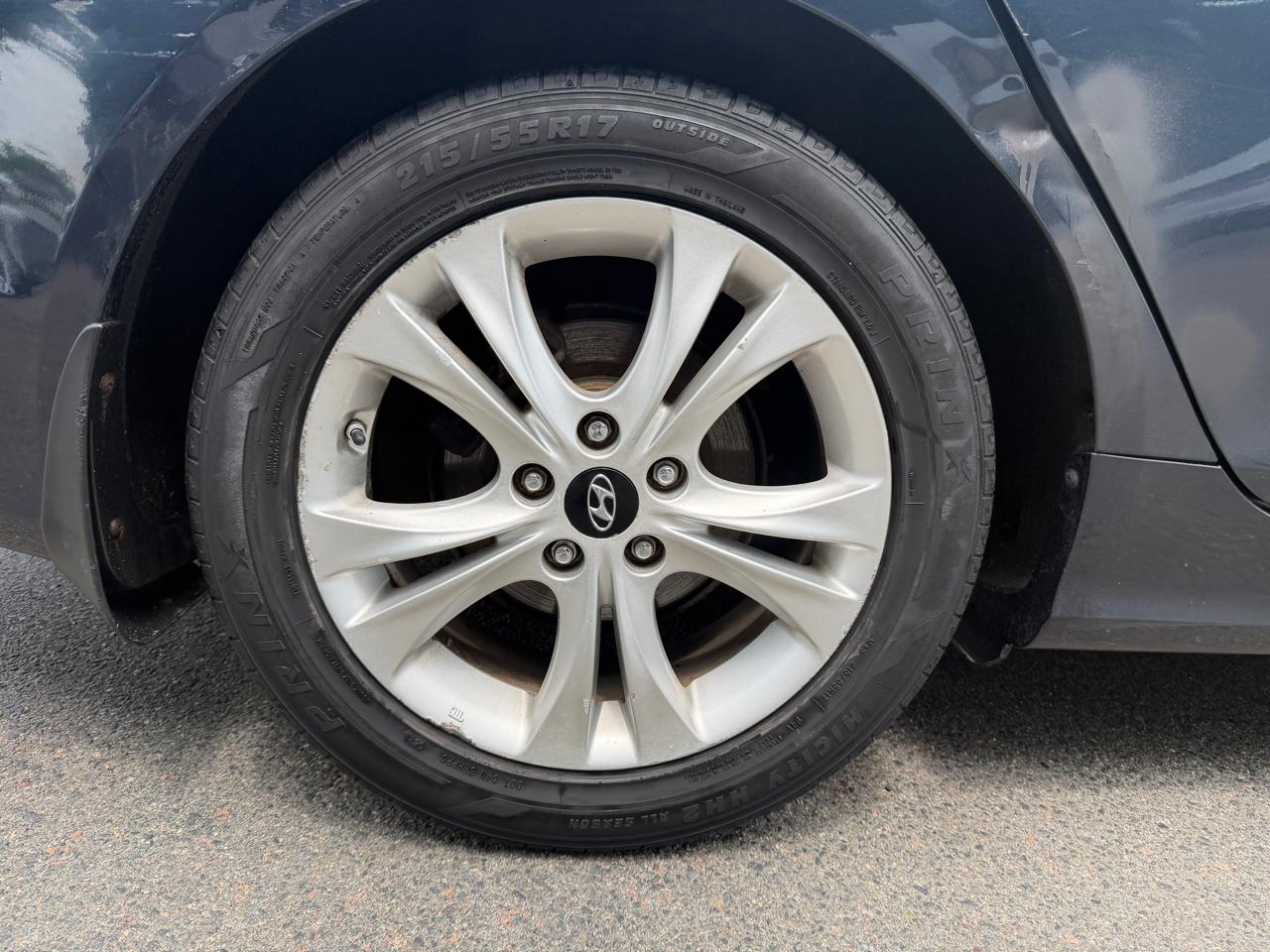 Hyundai Sonata 4dr Sdn 2.4L Auto Limited PZEV 2013