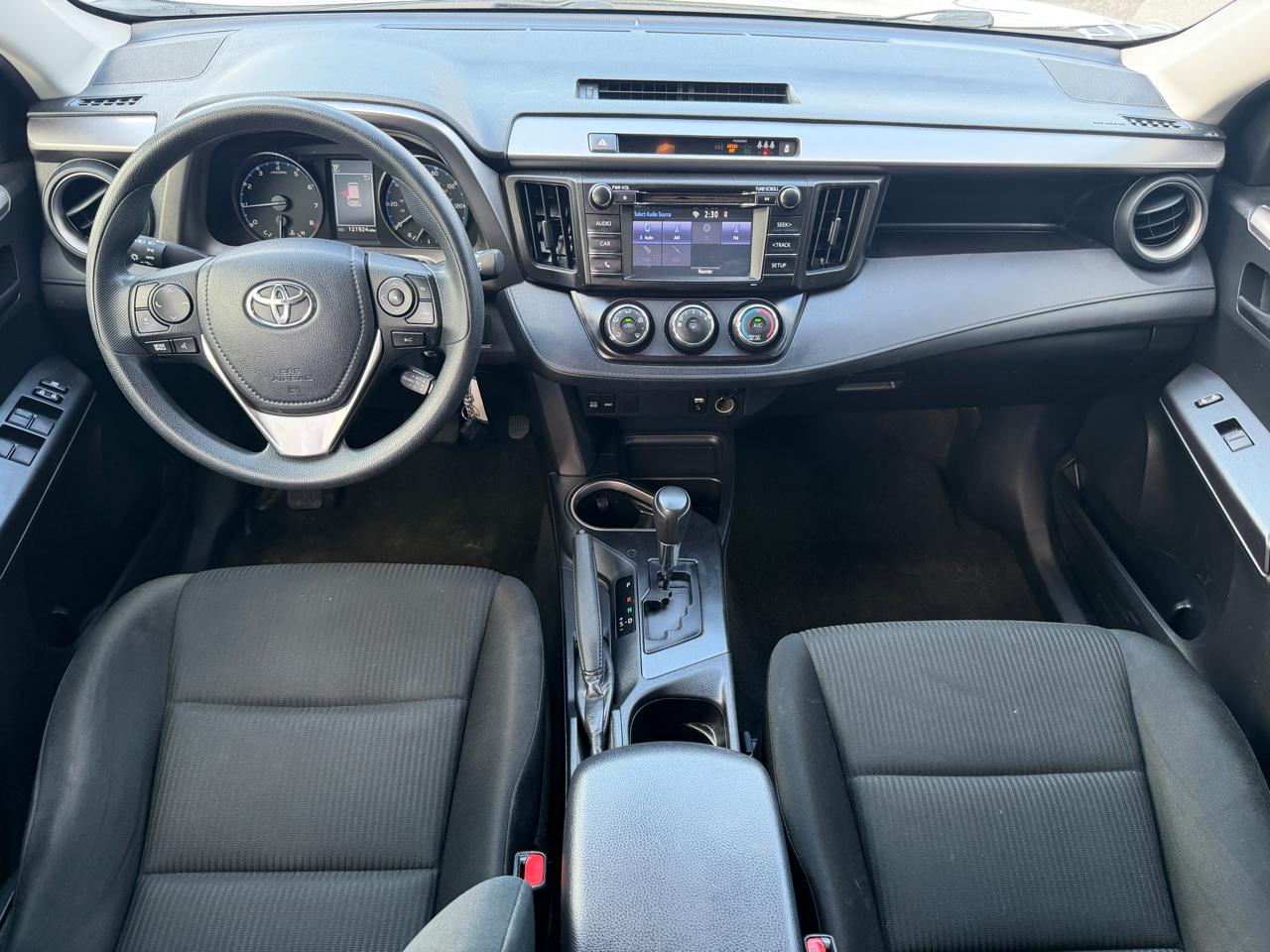 Toyota RAV4  2017