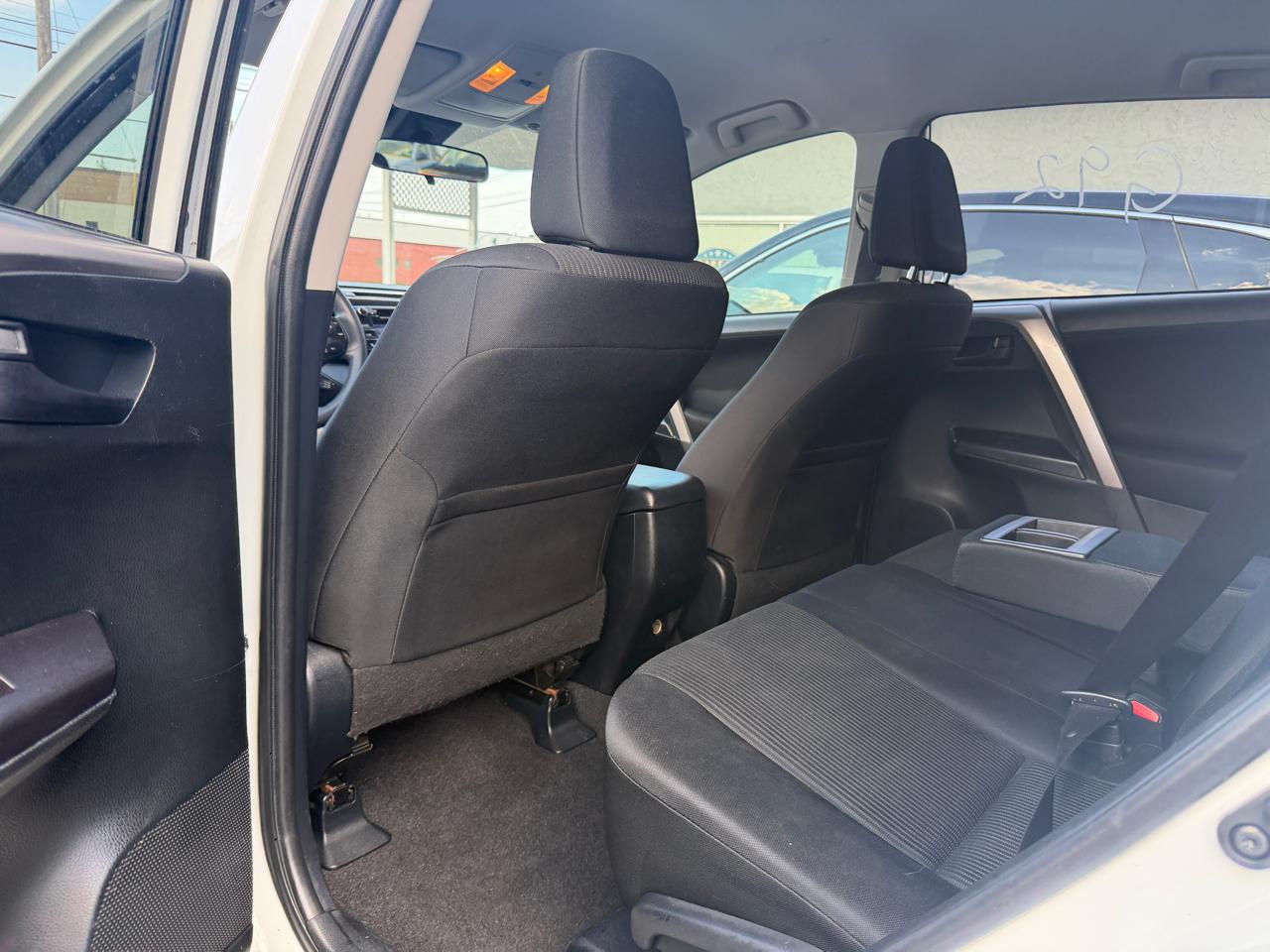 Toyota RAV4  2017