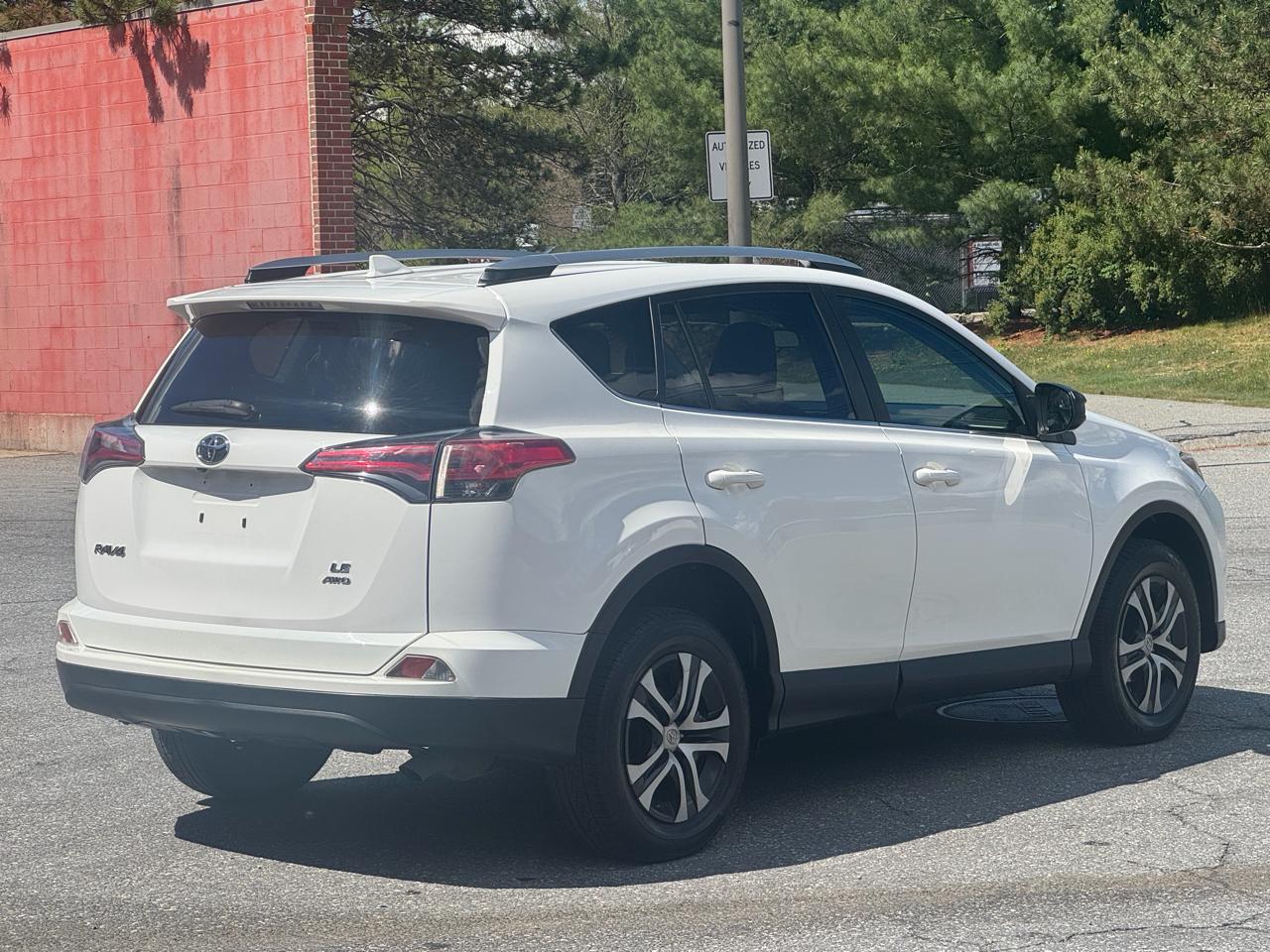 Toyota RAV4  2017