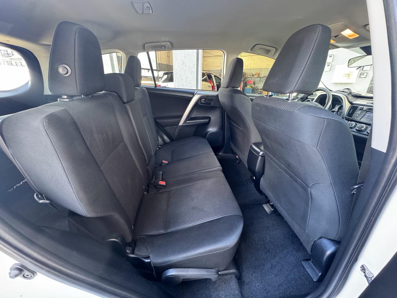 Toyota RAV4  2017