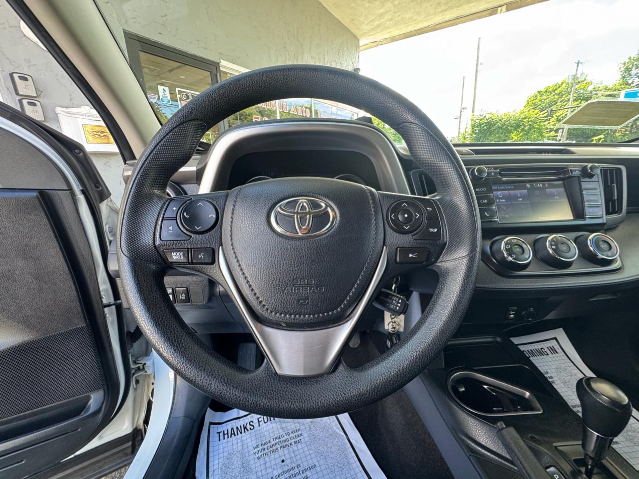 Toyota RAV4  2017