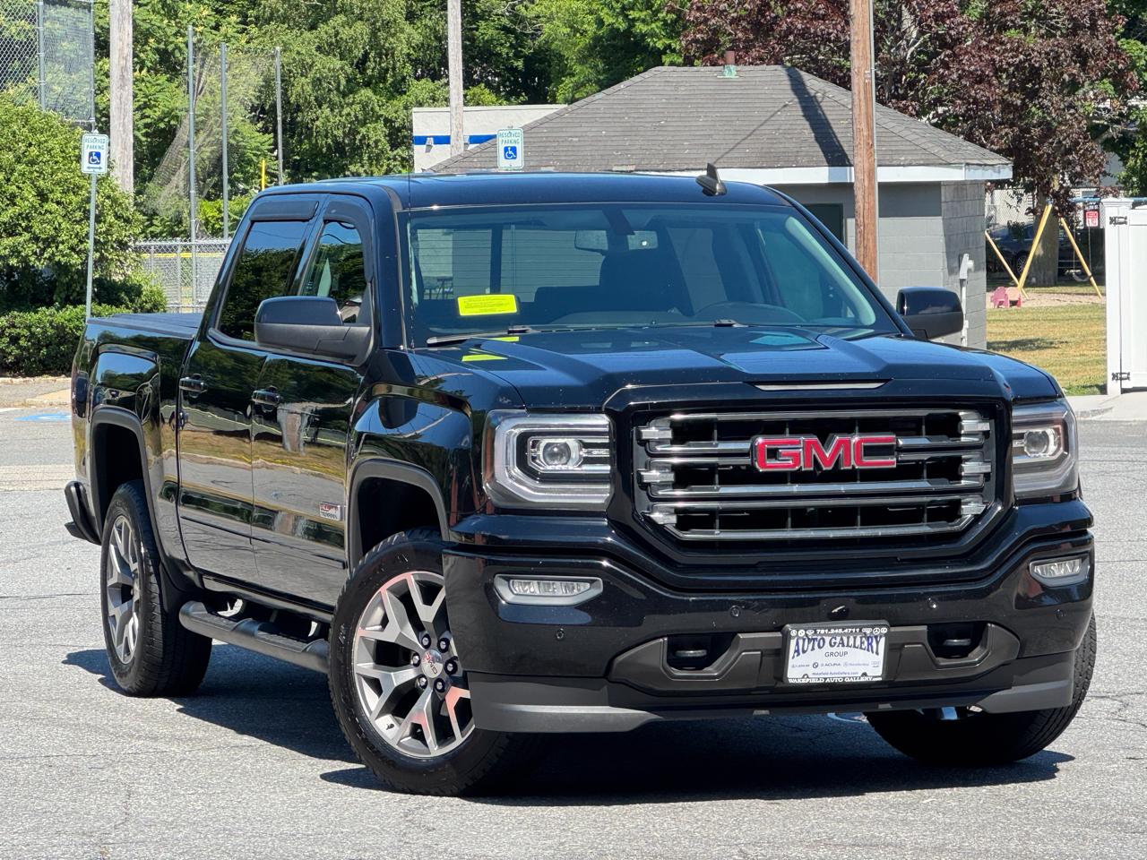 GMC Sierra 1500 4WD Crew Cab 143.5" SLT 2018