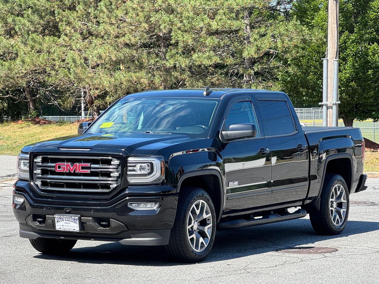 GMC Sierra 1500 4WD Crew Cab 143.5" SLT 2018