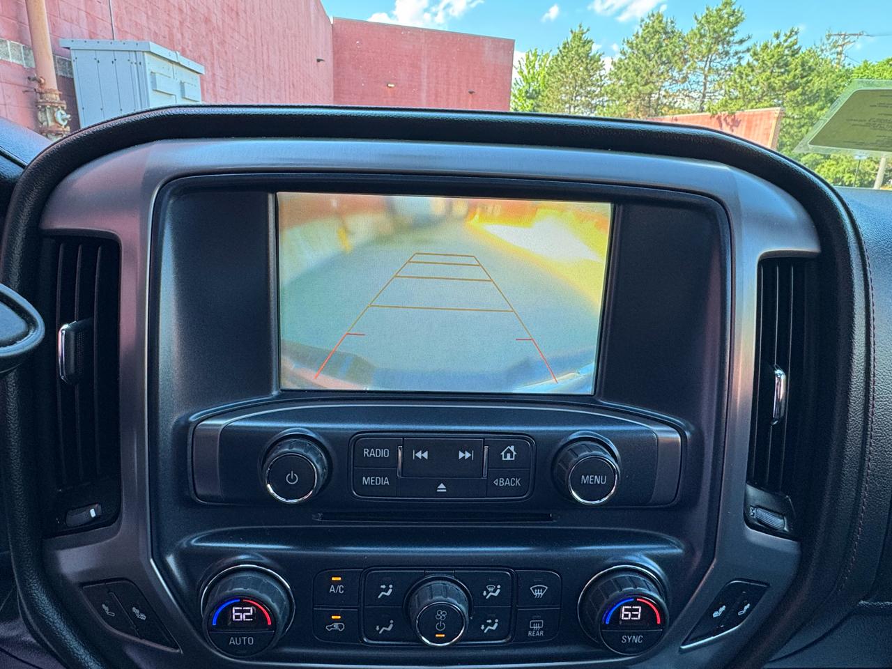 GMC Sierra 1500 4WD Crew Cab 143.5" SLT 2018