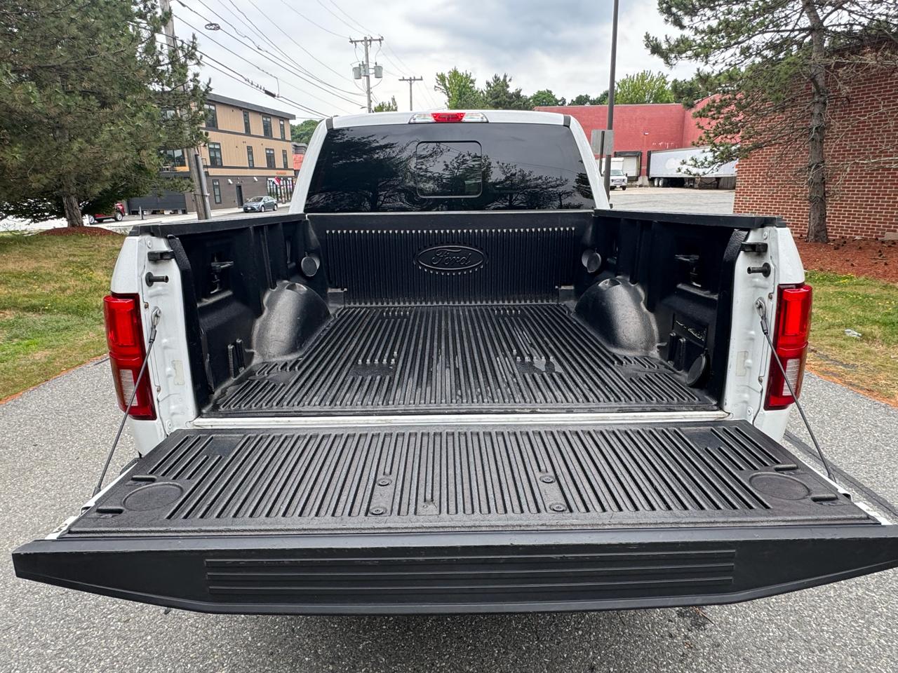 Ford F-150 Lariat 4WD SuperCrew 5.5' Box 2018